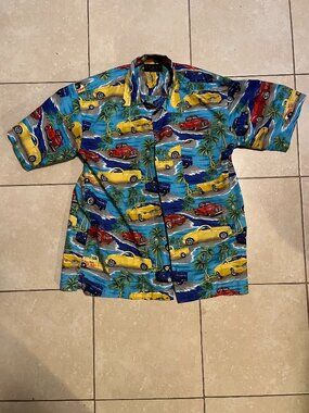 Lowe's Brand Hawaiian Car Button-Up- Size Medium